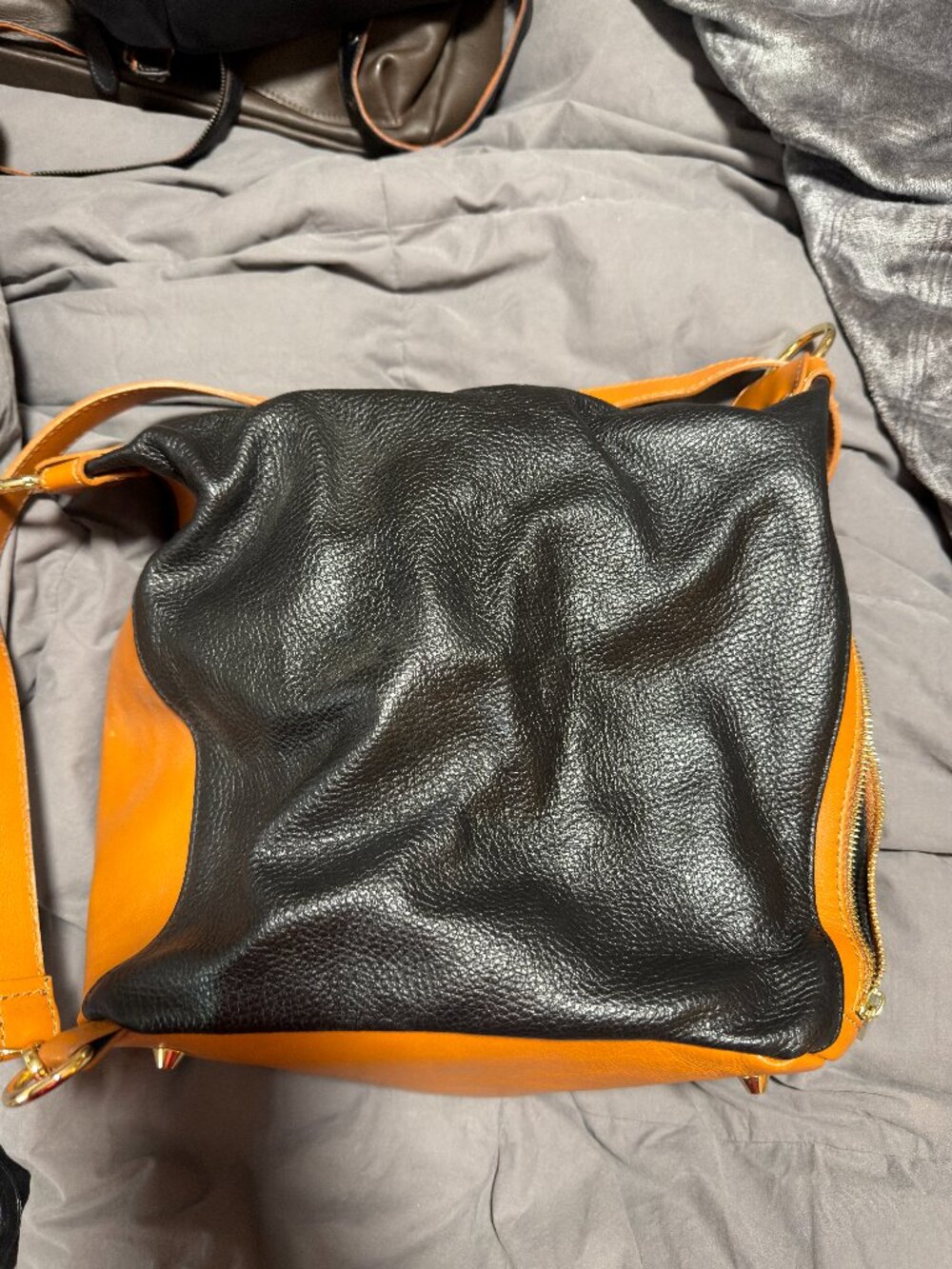 Divina Firenze Leather Shoulder Bag